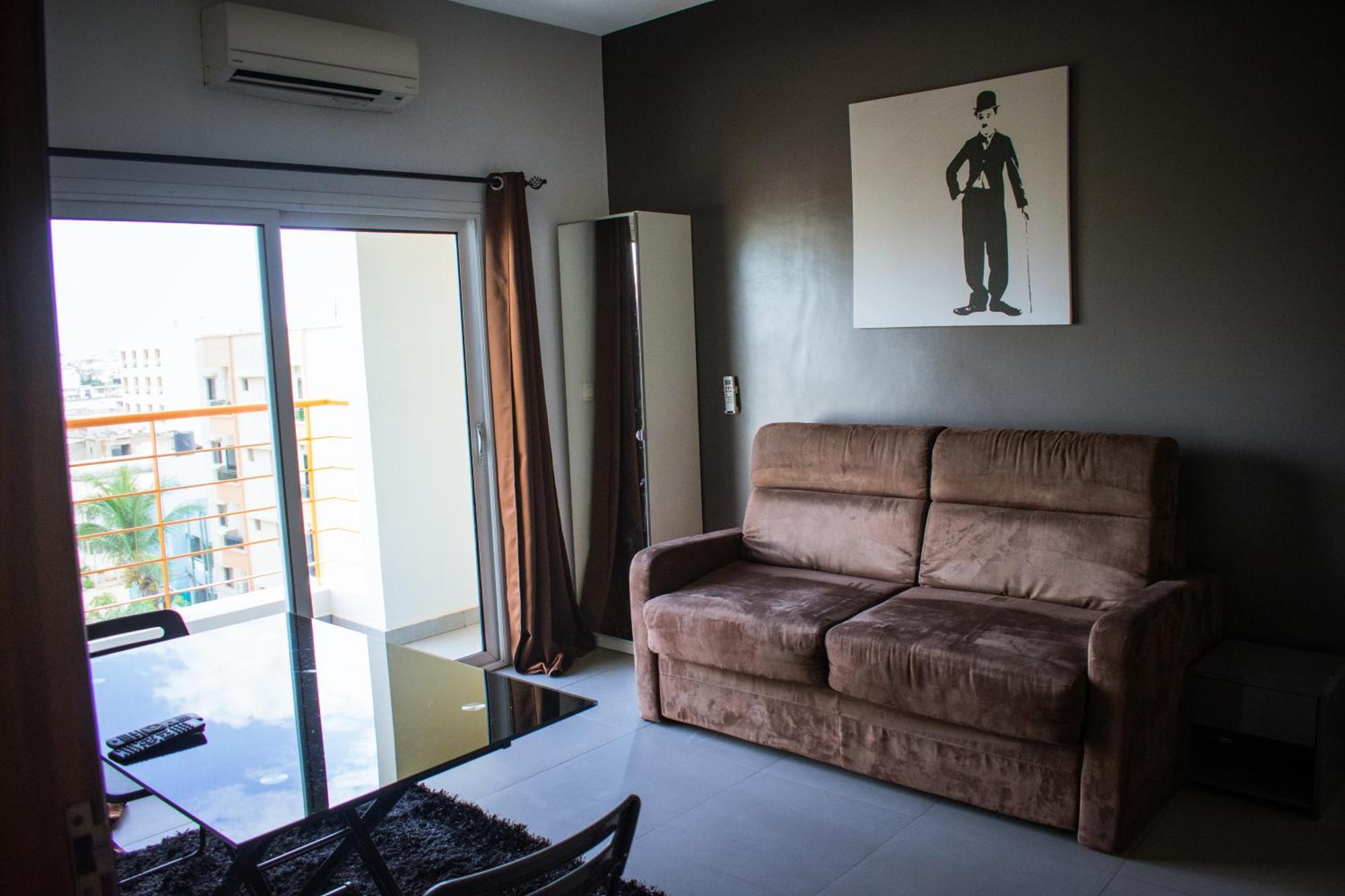 Le First Concept Apartment Dakar Exterior photo